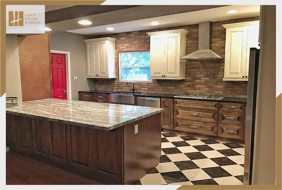 traditional kitchens color scheme