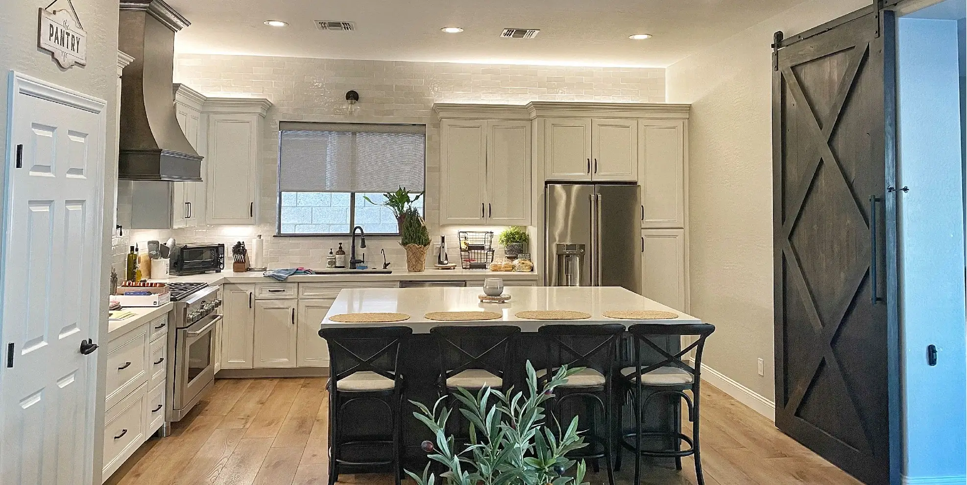 Transitional Kitchen in Avondale AZ Featured image